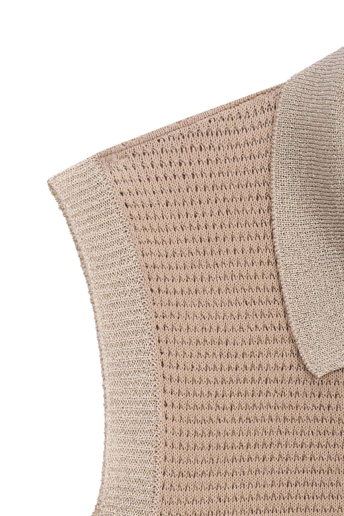 Top in maglia traforata