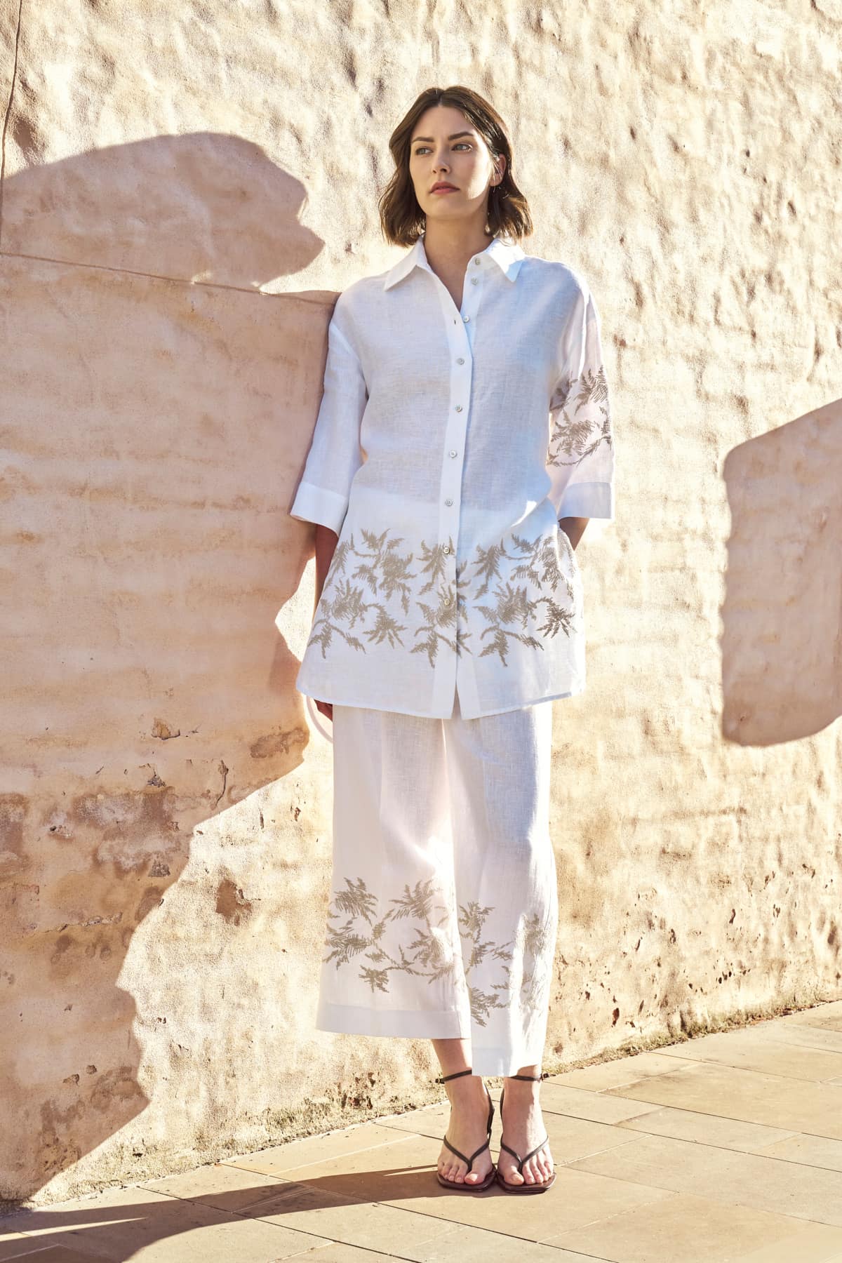 Pantalone cropped ricamato