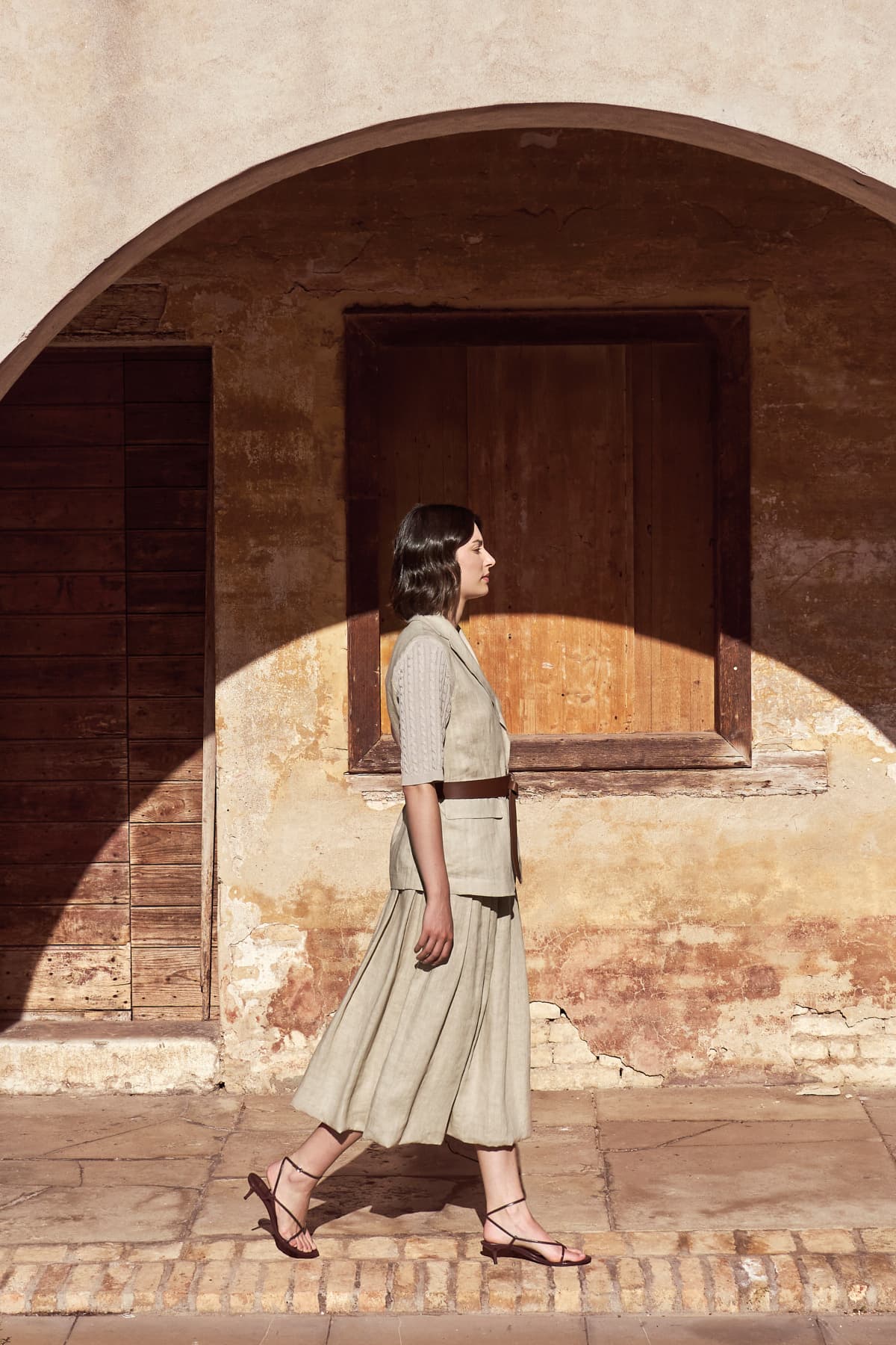 Gonna a pieghe in lino con arricciatura, Lusso sartoriale made in Italy da donna