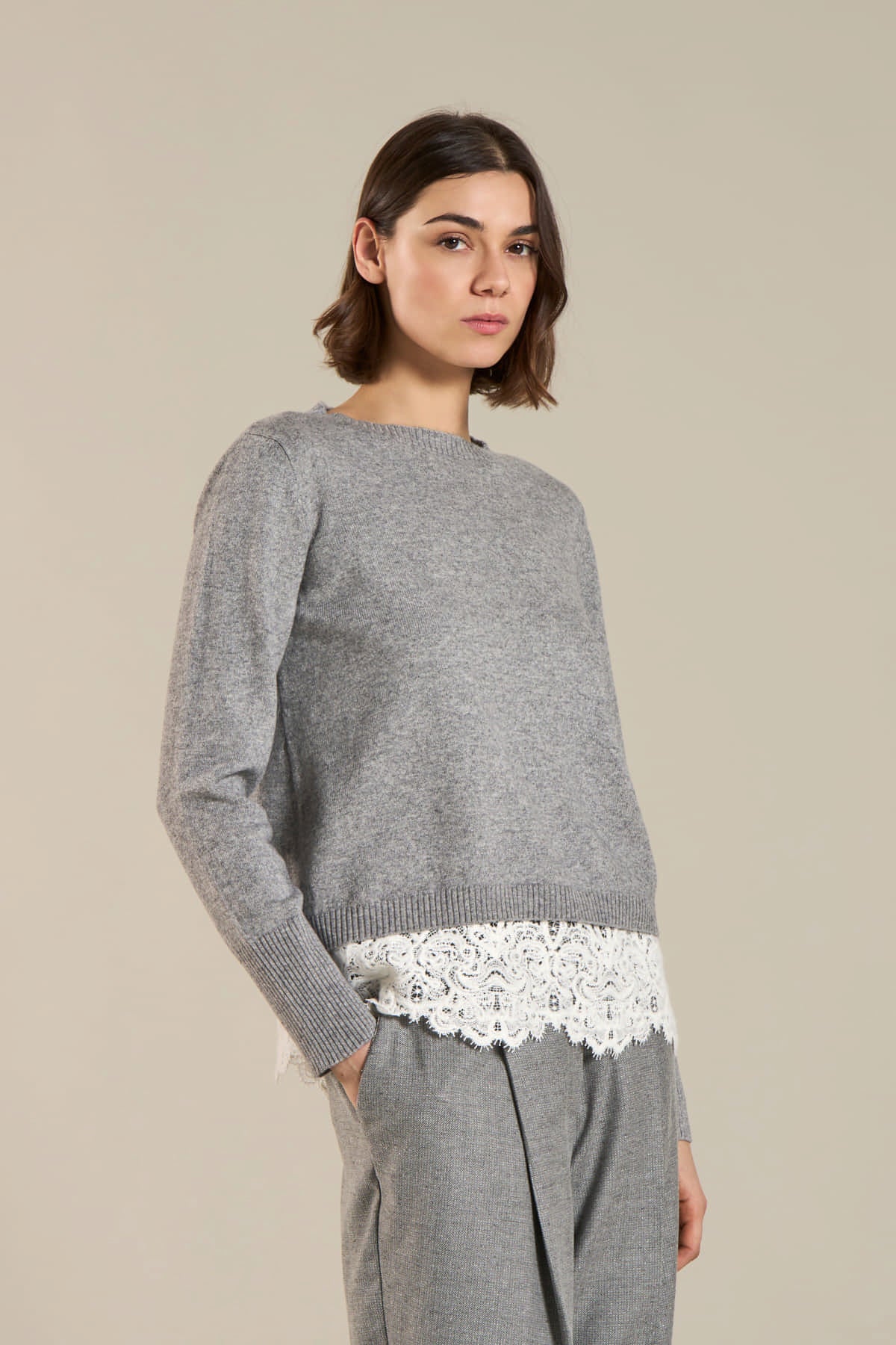 Maglia con Pizzo in Cashmere, Seta e Lana Merino Extra Fine