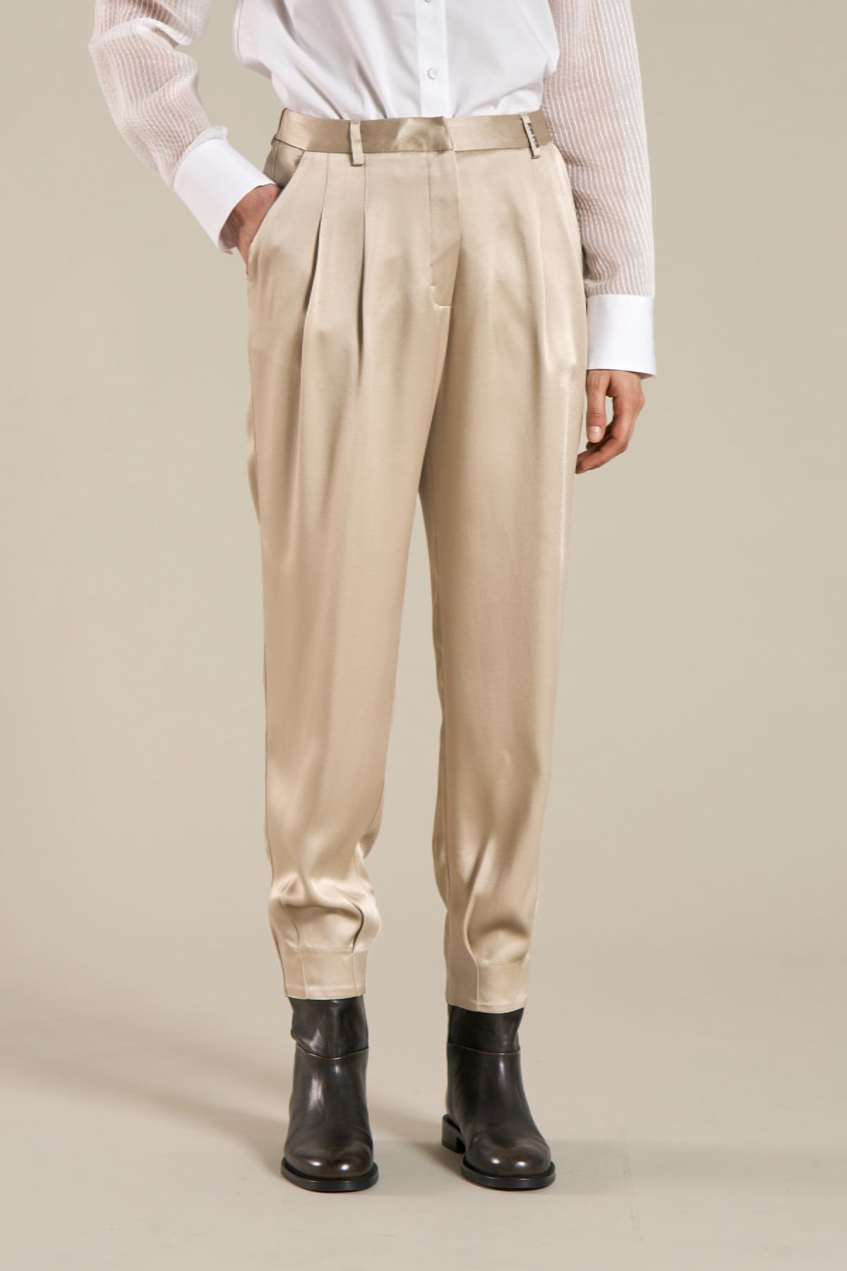 TONET Pantalone satin color oro, doppia piega